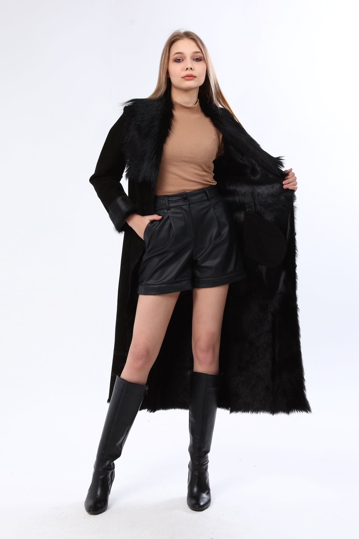 Siyah Kadın Taşlı Süet Deri Kaban - LEATINN LEATHER WEAR