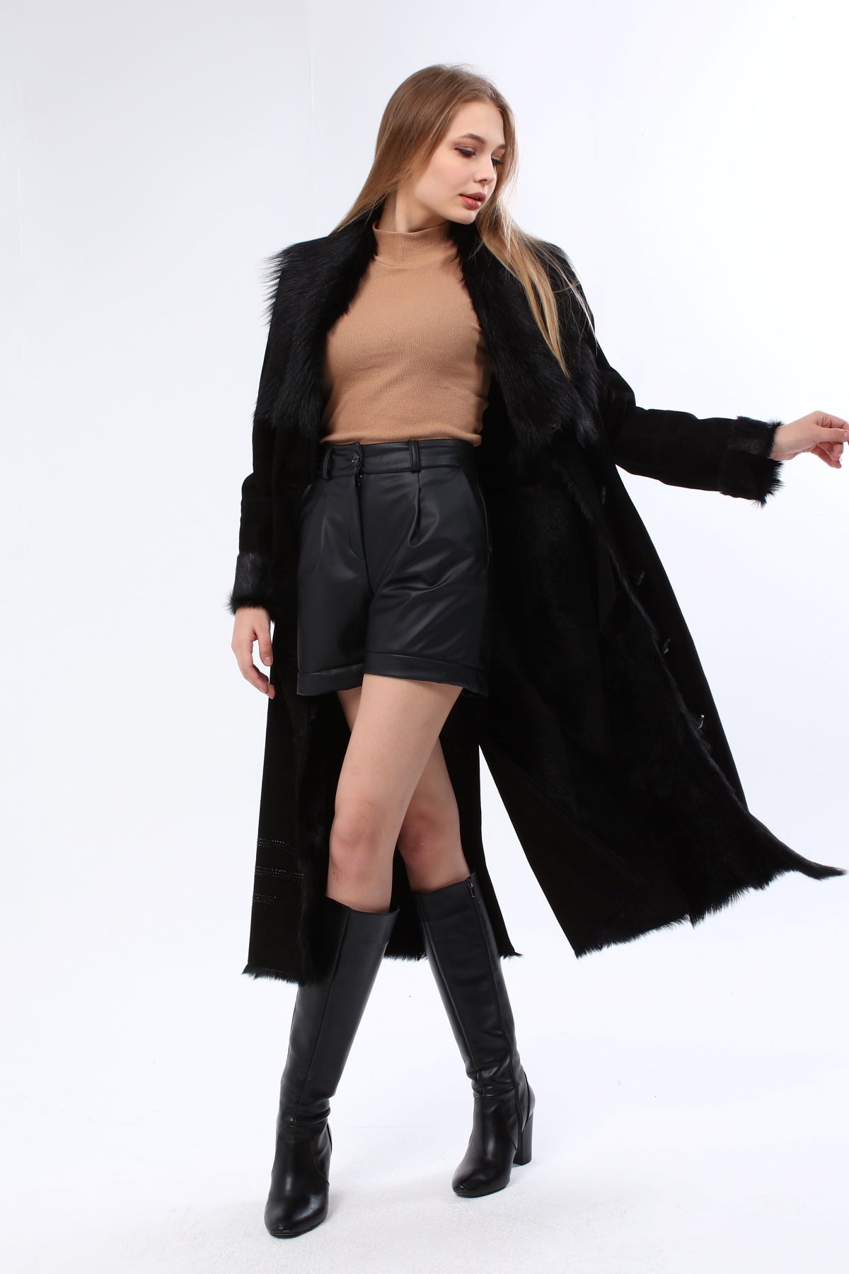 Siyah Kadın Taşlı Süet Deri Kaban - LEATINN LEATHER WEAR