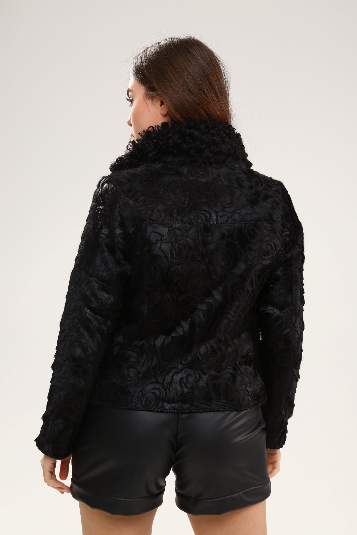 Siyah Kadın Gül Desenli Deri Mont - LEATINN LEATHER WEAR