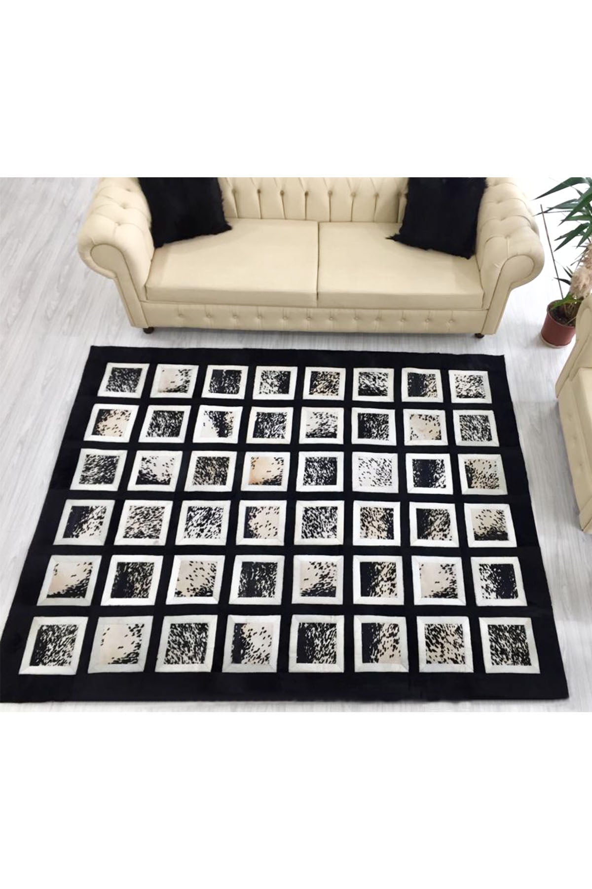 Desenli Siyah Deri Halı - LEATINN LEATHER WEAR