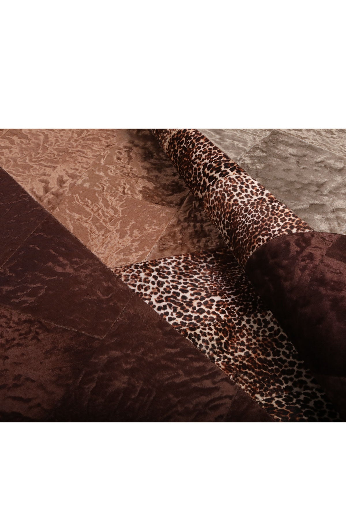 Renkli Leopar Baskılı Deri Halı - LEATINN LEATHER WEAR