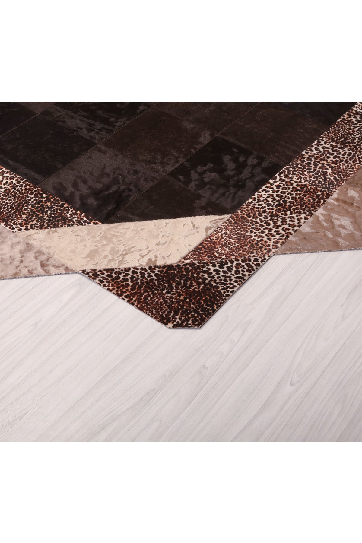 Leopar Baskı Kahve Deri Halı - LEATINN LEATHER WEAR